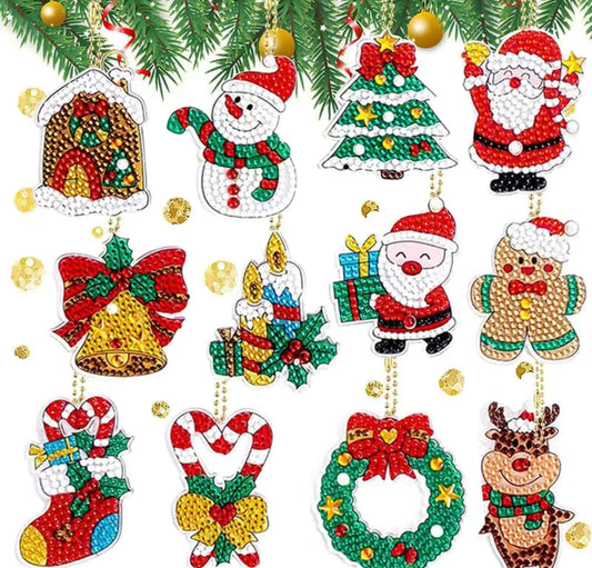 Llaveros Navideños 12 piezas.